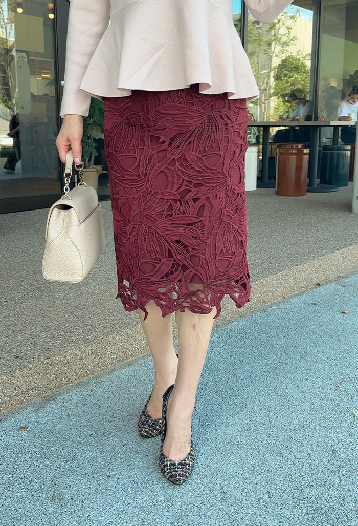 【極美品】プリーツプリーズ　蝶柄　サイドライン　バタフライ　スカート　せ 中古・古着通販】PLEATS PLEASE (プリーツプリーズ) フラワー柄