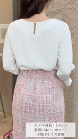 再入荷しました！🌸翌日から３営業日以内に発送可能🌸ブラウス　前中心フリルパール　袖口スリットパール　9分袖　フェリーシェル　fch811-0779