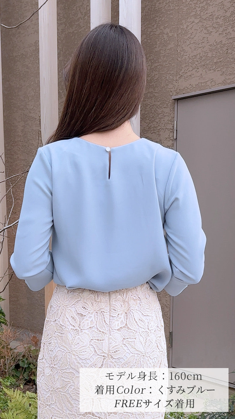 再入荷しました！?翌日から3営業日以内に発送可能?ブラウス 前中心 