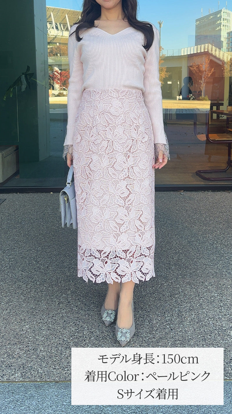 入荷しました】🌟 花柄yレース コード刺繍入 タイトスカート フェリー